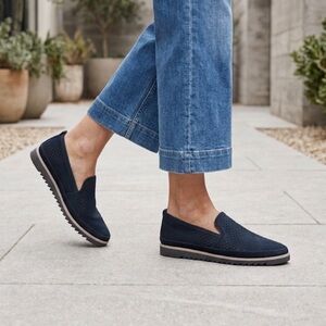 Franco Sarto Haiku Size 6.5 Suede Slip On Loafers Navy Blue